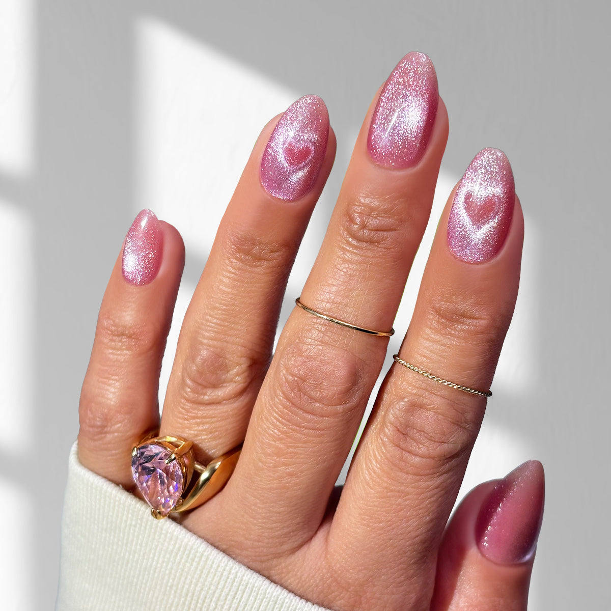 Cupid's Girl - Almond Medium - Sustainable Nails