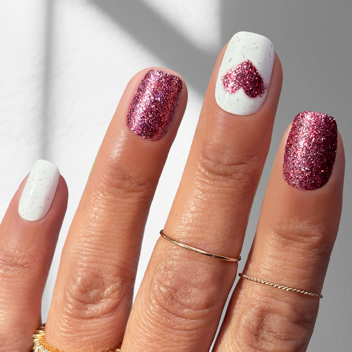 Love Story - Squoval Medium - Sustainable Nails