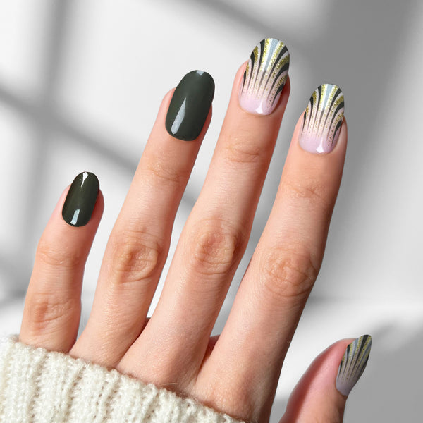 Night Blaze - Oval Sustainable Nails